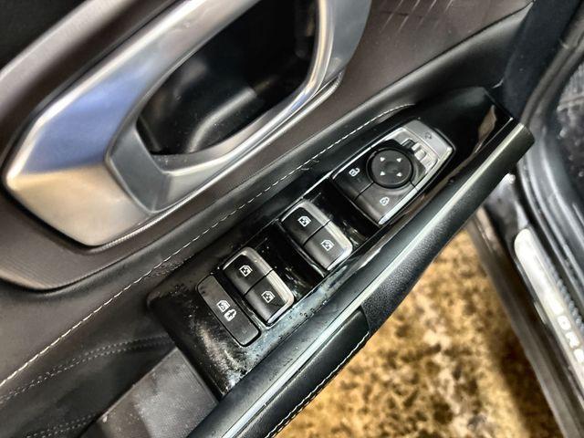 used 2024 Kia Sorento car, priced at $29,964