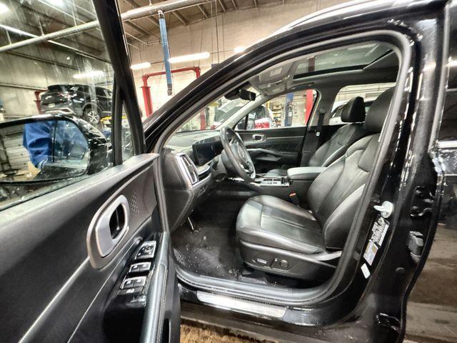 used 2024 Kia Sorento car, priced at $29,964