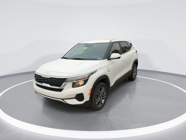 used 2023 Kia Seltos car, priced at $19,173