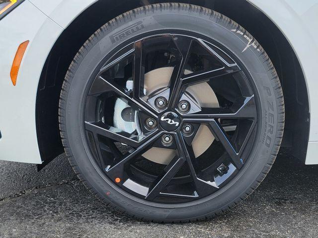 new 2026 Kia K5 car, priced at $32,592