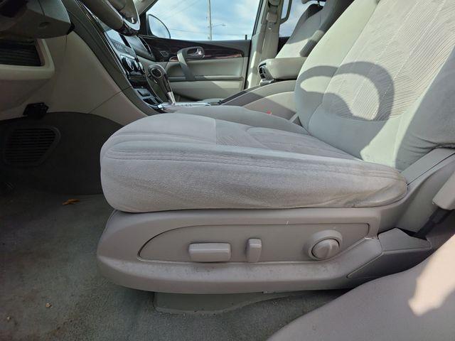 used 2015 Buick Enclave car, priced at $10,990