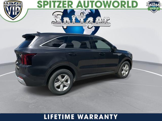 new 2026 Kia Sorento car, priced at $31,815
