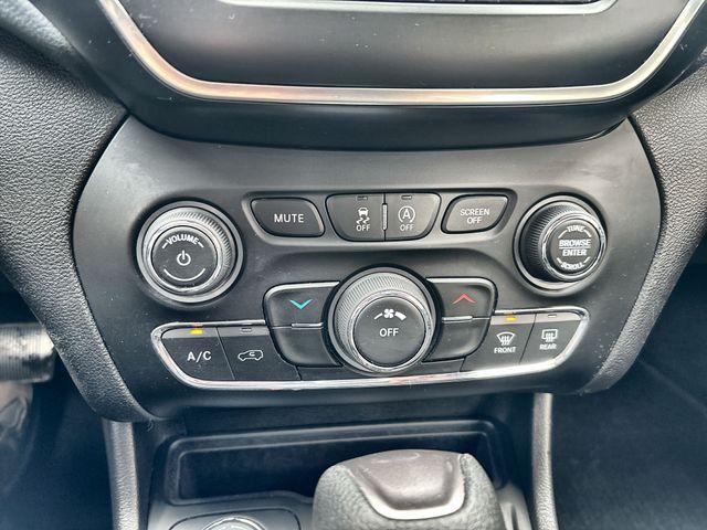 used 2020 Jeep Cherokee car, priced at $17,946