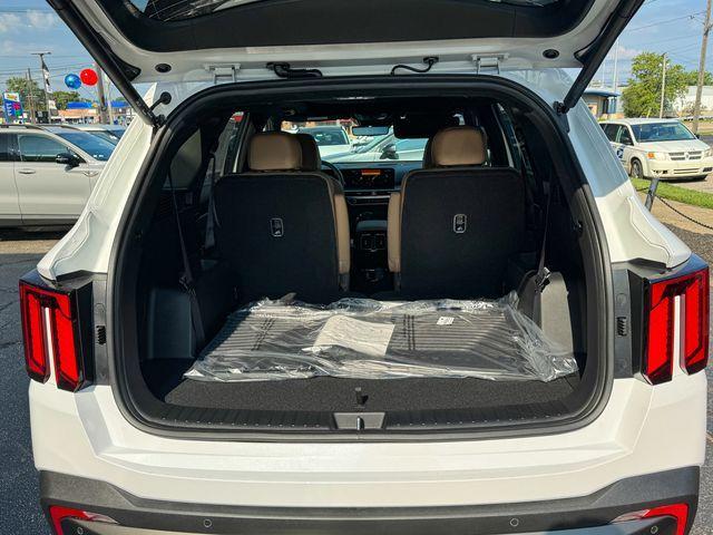 new 2025 Kia Sorento car, priced at $43,980