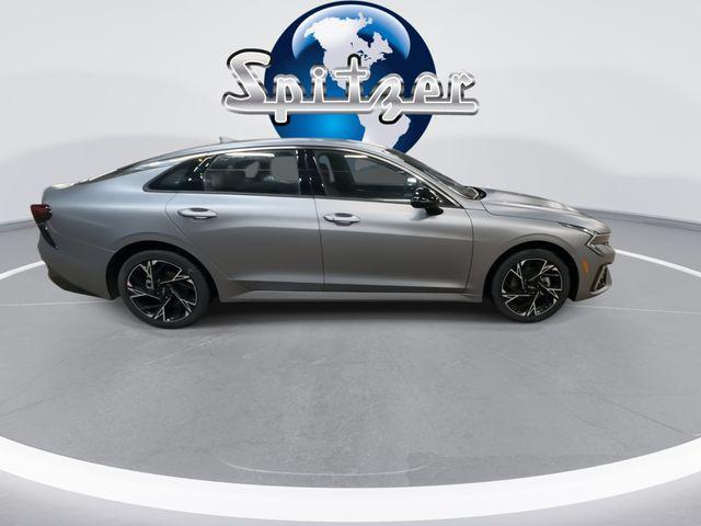 new 2026 Kia K5 car, priced at $29,256