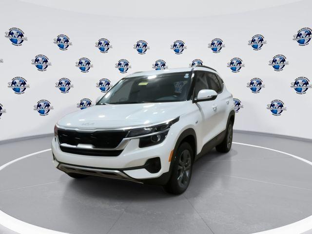 used 2023 Kia Seltos car, priced at $21,379