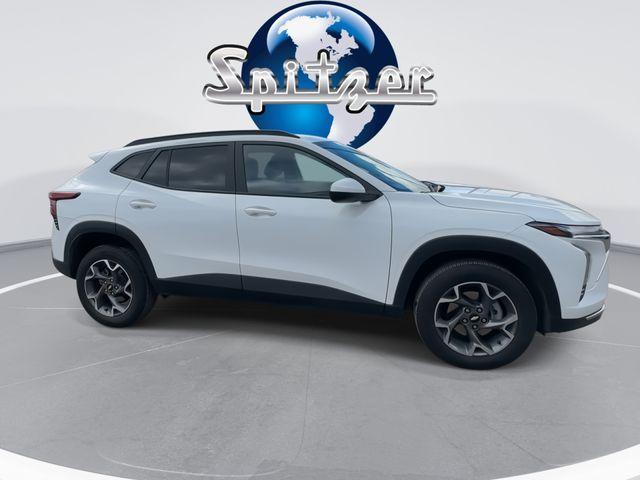 used 2024 Chevrolet Trax car, priced at $21,862