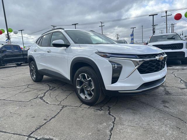used 2024 Chevrolet Trax car, priced at $21,862
