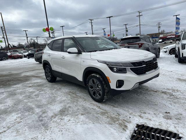 new 2026 Kia Seltos car, priced at $25,620