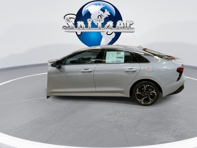 new 2026 Kia K5 car, priced at $28,924