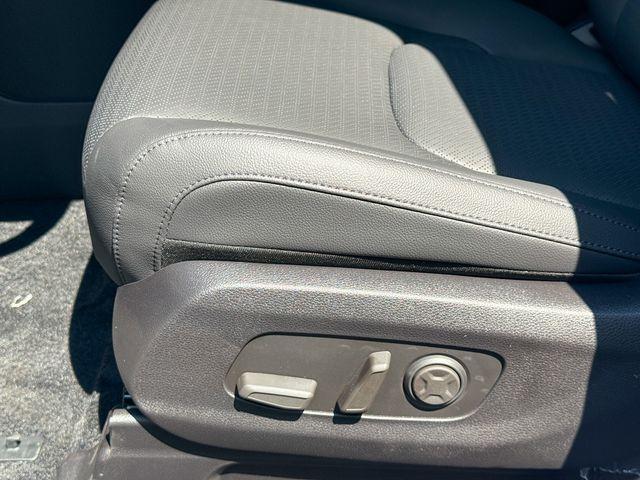 new 2026 Kia Carnival car, priced at $50,182