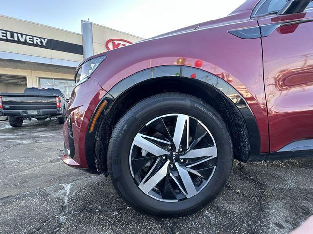 used 2023 Kia Sorento car, priced at $26,065