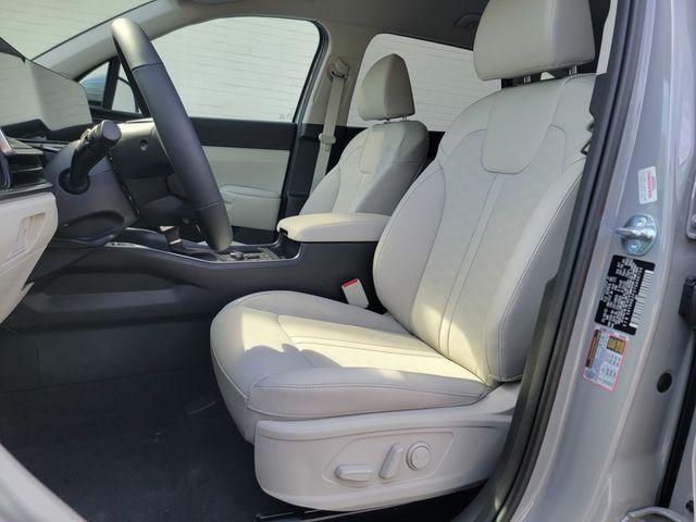 new 2026 Kia Sorento car, priced at $38,592