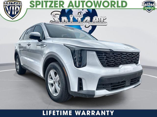 new 2026 Kia Sorento car, priced at $32,279