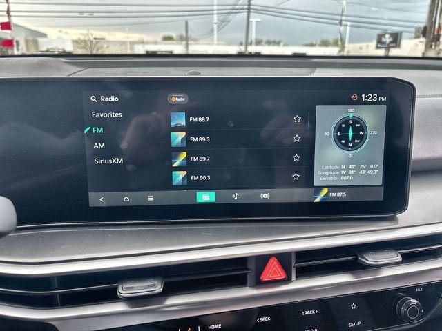 new 2026 Kia Sorento car, priced at $32,279