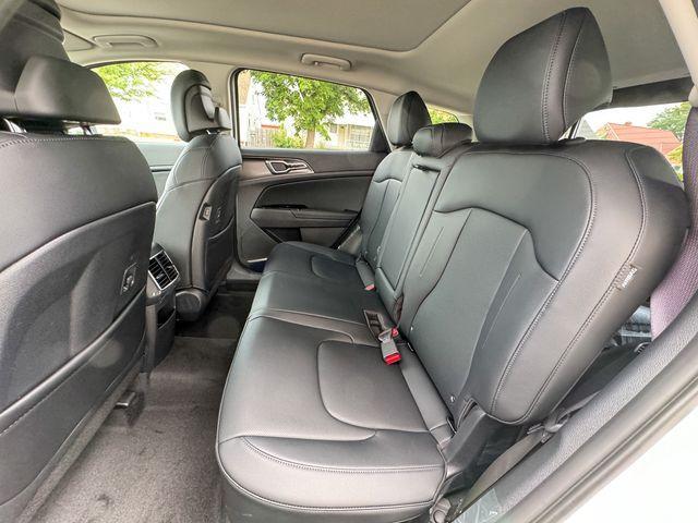 used 2024 Kia Sportage Hybrid car, priced at $28,003