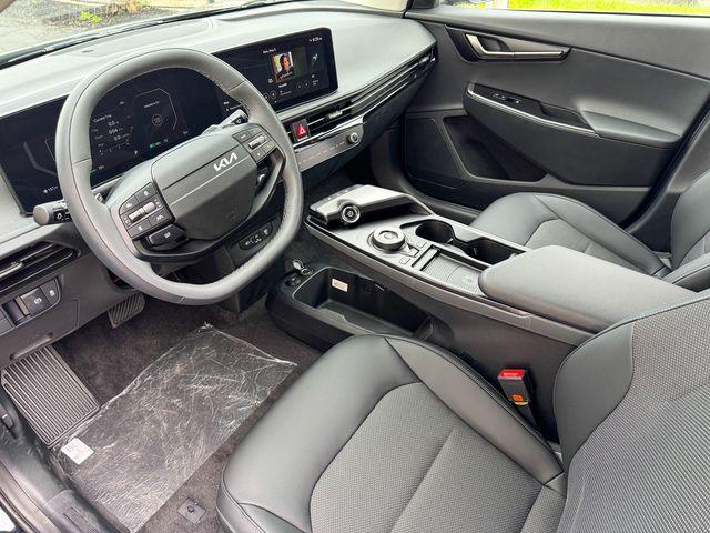 new 2025 Kia EV6 car, priced at $43,014