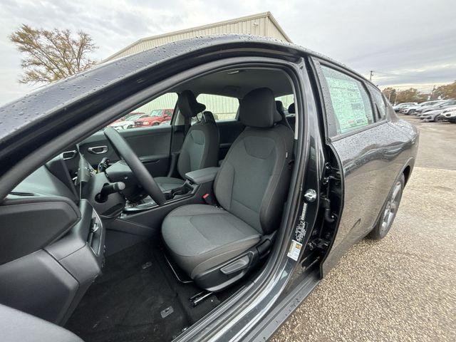 new 2025 Kia K4 car, priced at $23,322