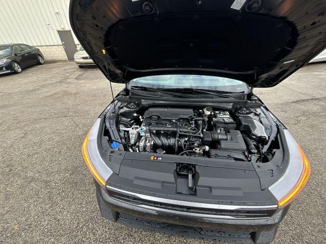 new 2025 Kia K4 car, priced at $23,322