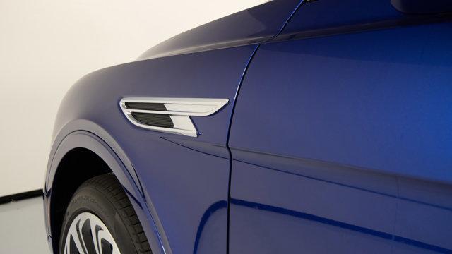 used 2021 Bentley Bentayga car, priced at $122,995
