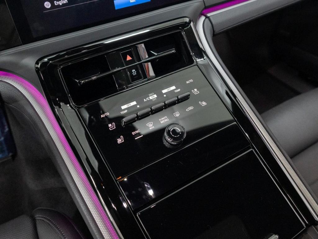 new 2025 Porsche Panamera car, priced at $131,585