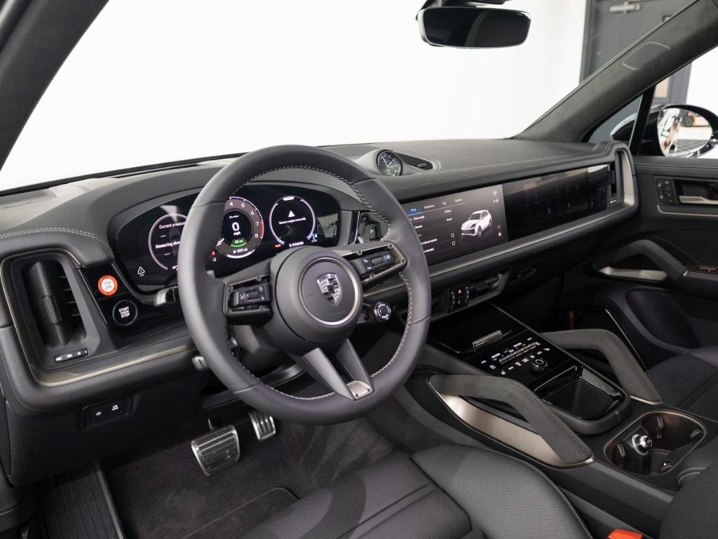 new 2025 Porsche Cayenne car, priced at $196,855