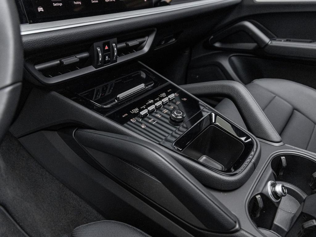 used 2025 Porsche Cayenne car, priced at $89,990