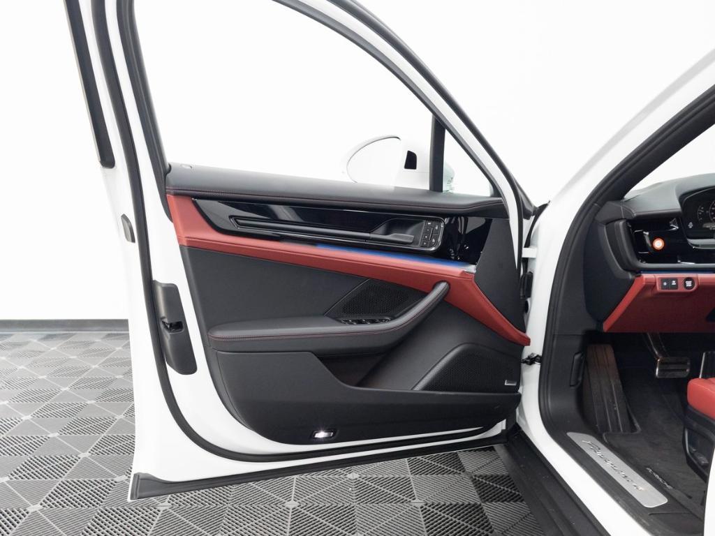 new 2026 Porsche Panamera car, priced at $136,590