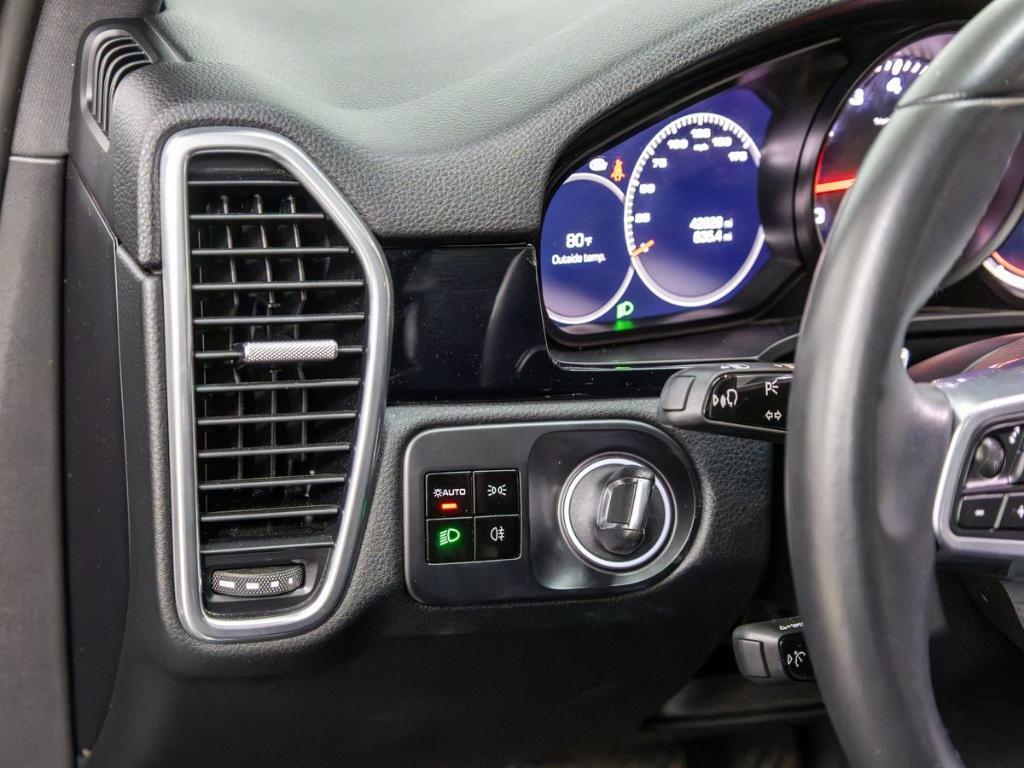 used 2020 Porsche Cayenne car, priced at $45,699