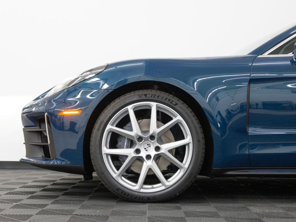 new 2026 Porsche Panamera car, priced at $143,659