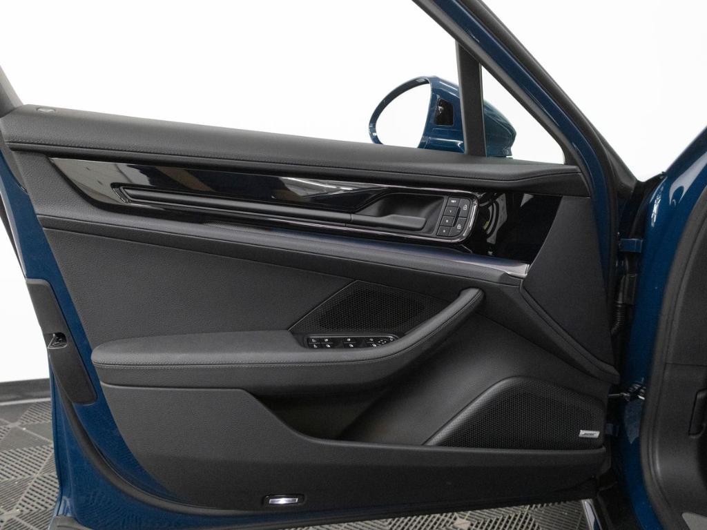 new 2026 Porsche Panamera car, priced at $143,659