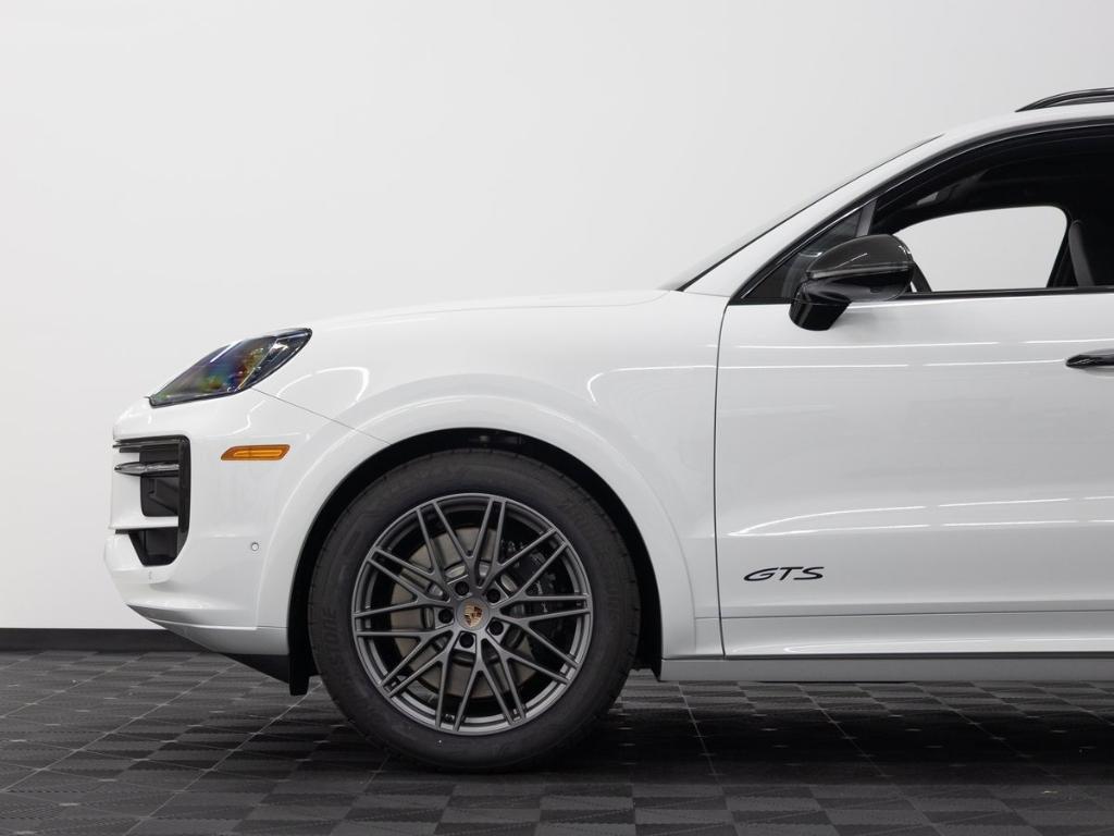 new 2026 Porsche Cayenne car, priced at $168,330