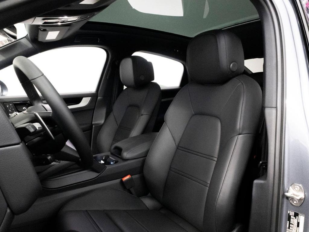 new 2026 Porsche Cayenne car, priced at $109,539