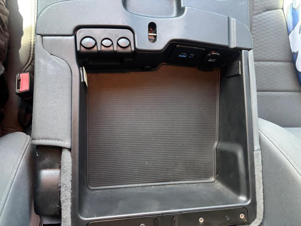 used 2013 Ram 1500 car, priced at $17,995
