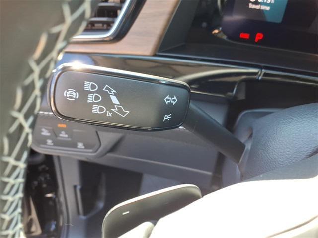 new 2026 Volkswagen Atlas car, priced at $44,076