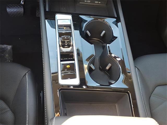 new 2026 Volkswagen Atlas car, priced at $44,076