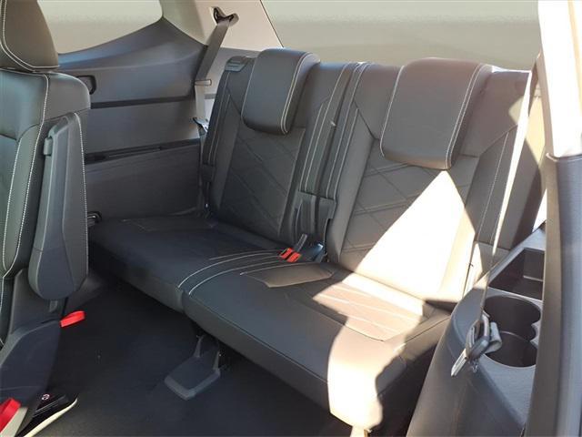 new 2026 Volkswagen Atlas car, priced at $44,076