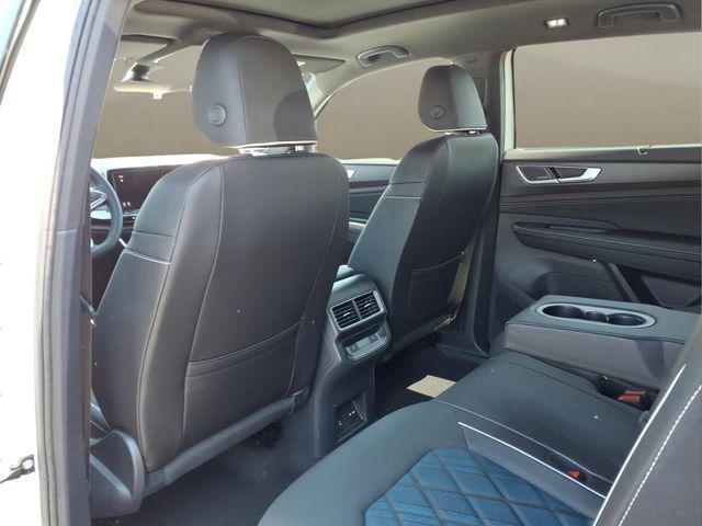 new 2026 Volkswagen Atlas Cross Sport car, priced at $51,197
