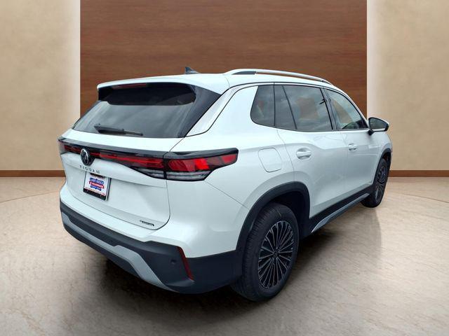 new 2026 Volkswagen Tiguan car, priced at $31,053
