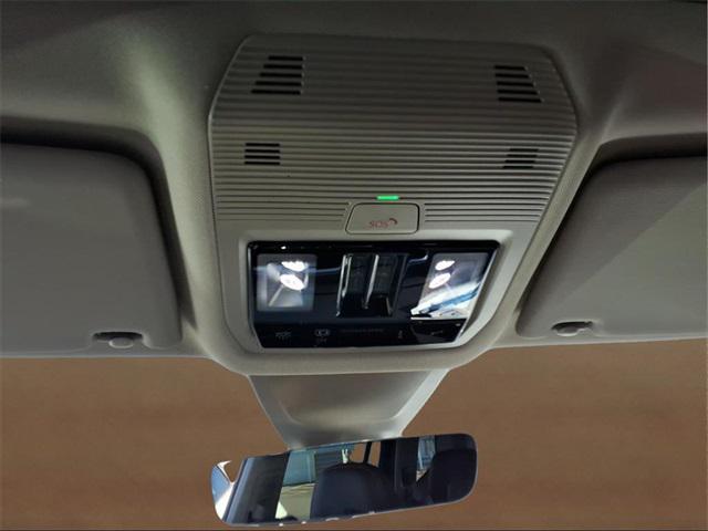 new 2026 Volkswagen Atlas car, priced at $46,286