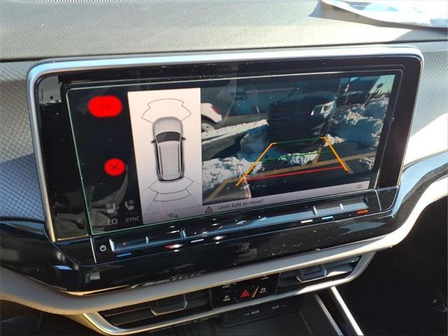 new 2026 Volkswagen Atlas car, priced at $46,286