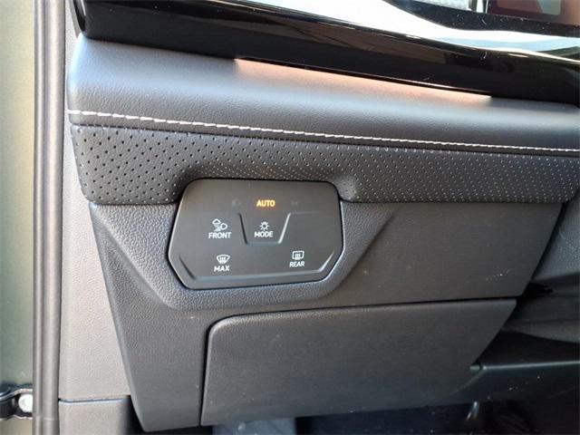 new 2026 Volkswagen Atlas Cross Sport car, priced at $46,725