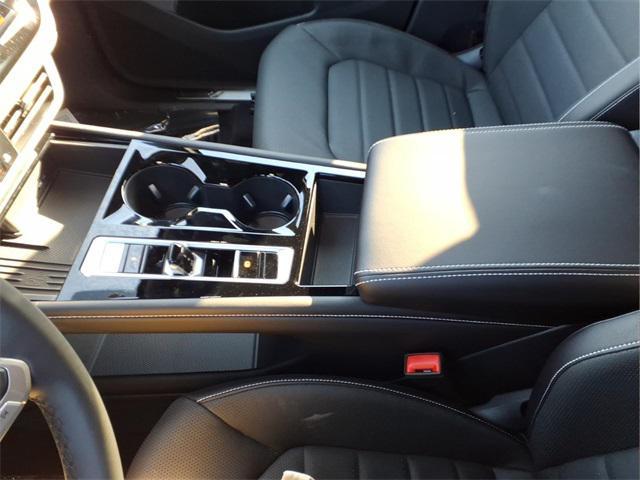 new 2026 Volkswagen Atlas Cross Sport car, priced at $48,609