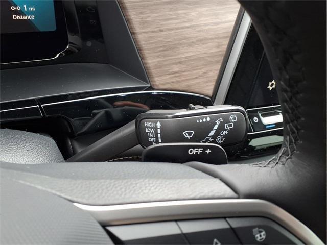 new 2026 Volkswagen Atlas car, priced at $52,181