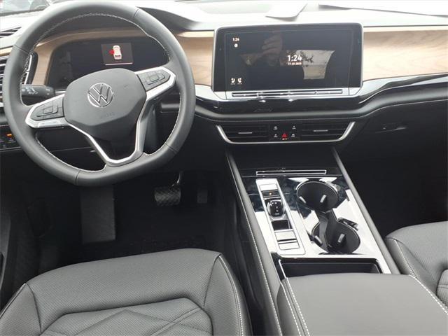 new 2026 Volkswagen Atlas car, priced at $44,288