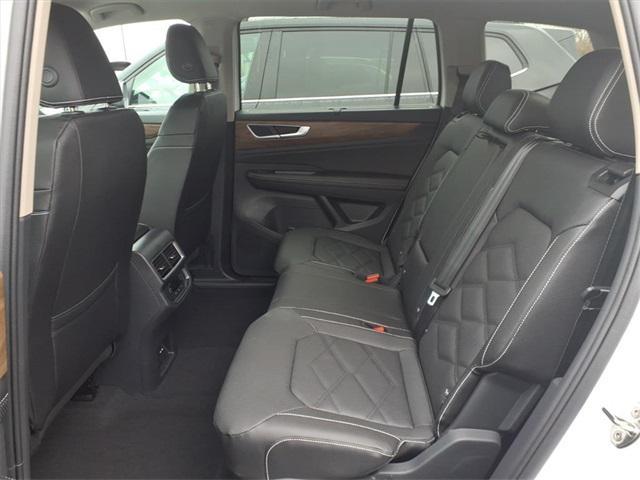 new 2026 Volkswagen Atlas car, priced at $44,288