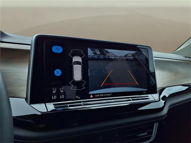 used 2024 Volkswagen Atlas car, priced at $34,700