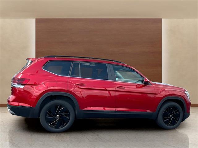 used 2024 Volkswagen Atlas car, priced at $35,900