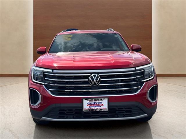 used 2024 Volkswagen Atlas car, priced at $35,900