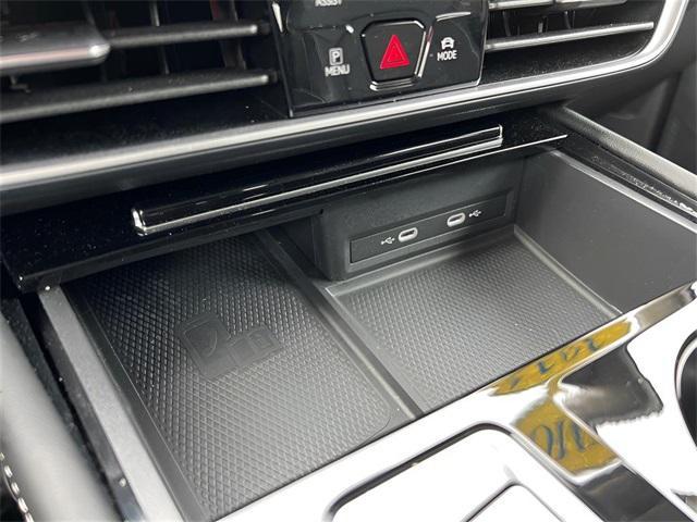 used 2024 Volkswagen Atlas car, priced at $35,900